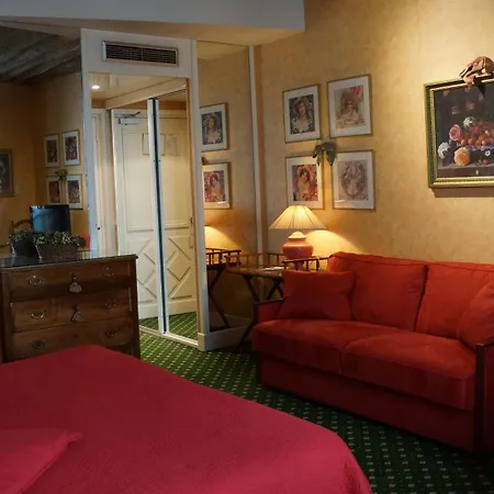 Le Relais Medicis Szálloda