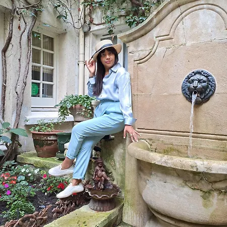 Le Relais Medicis فندق 4*