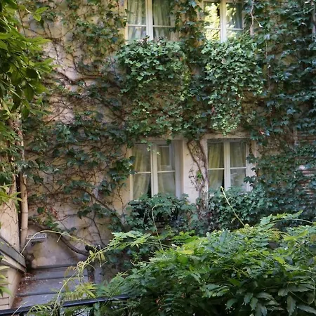 Le Relais Medicis Szálloda Párizs