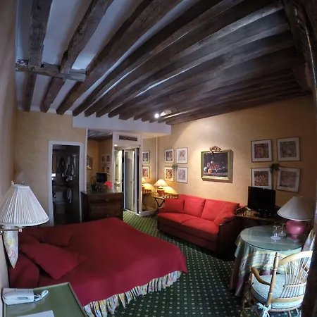 Le Relais Médicis Parigi