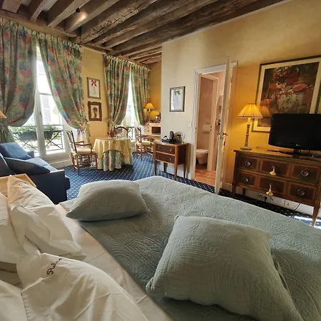 Hotel Le Relais Medicis 4*
