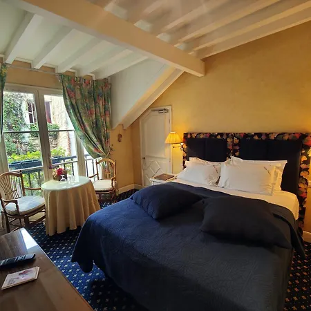 Le Relais Medicis 4* Párizs