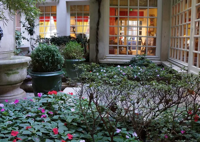 Le Relais Médicis Paris