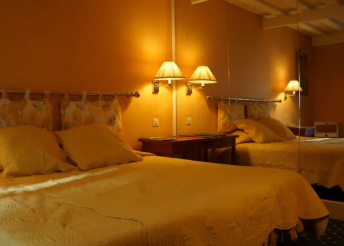 Le Relais Medicis מלון 4*