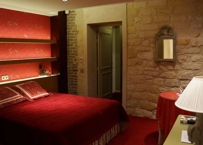 Le Relais Medicis פריז