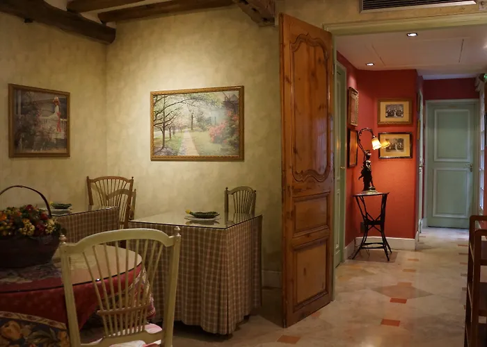 Hotel Le Relais Médicis Parigi