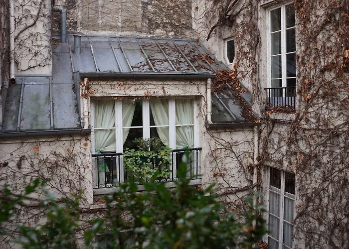 Hotel Le Relais Medicis 4*