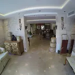 Le Relais Médicis
