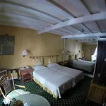 Le Relais Médicis
