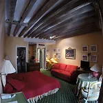 Le Relais Médicis Paris