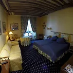 Le Relais Médicis Paris