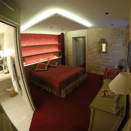 Le Relais Medicis 4* Paris