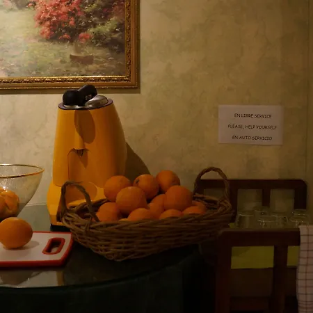 Le Relais Medicis Hotel 4*