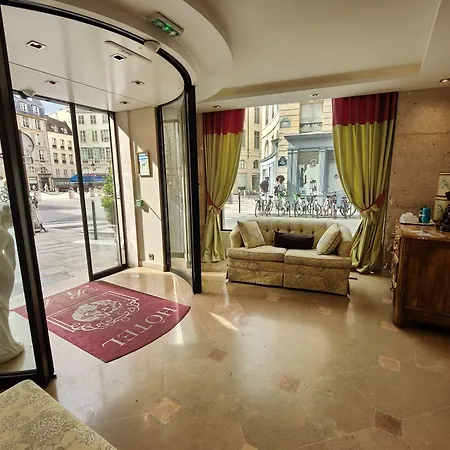 Hotel Le Relais Medicis 4*